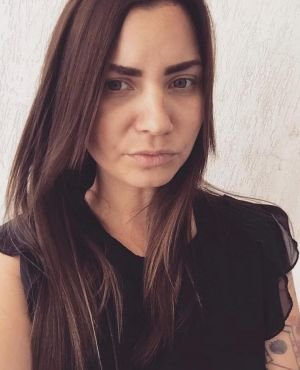 Adela Adela