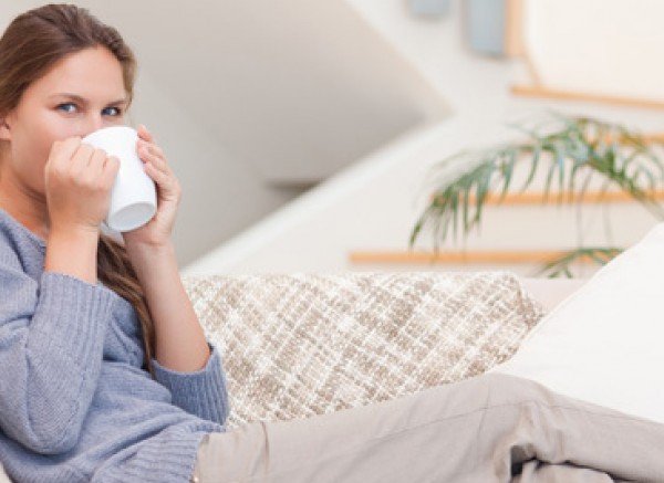 waman-enjoying-coffee_1470139320_600x600_tt_90-1